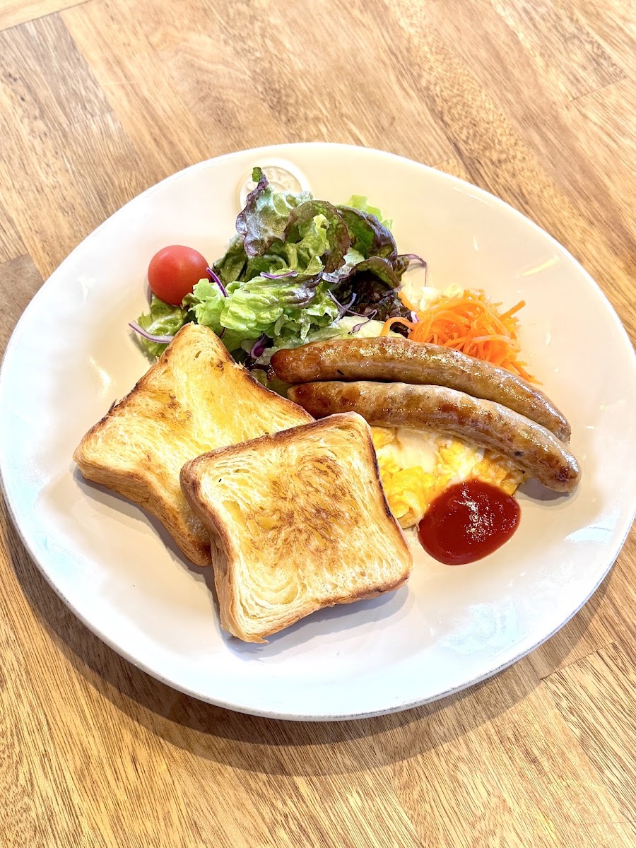 ボリュームのある肉料理の写真